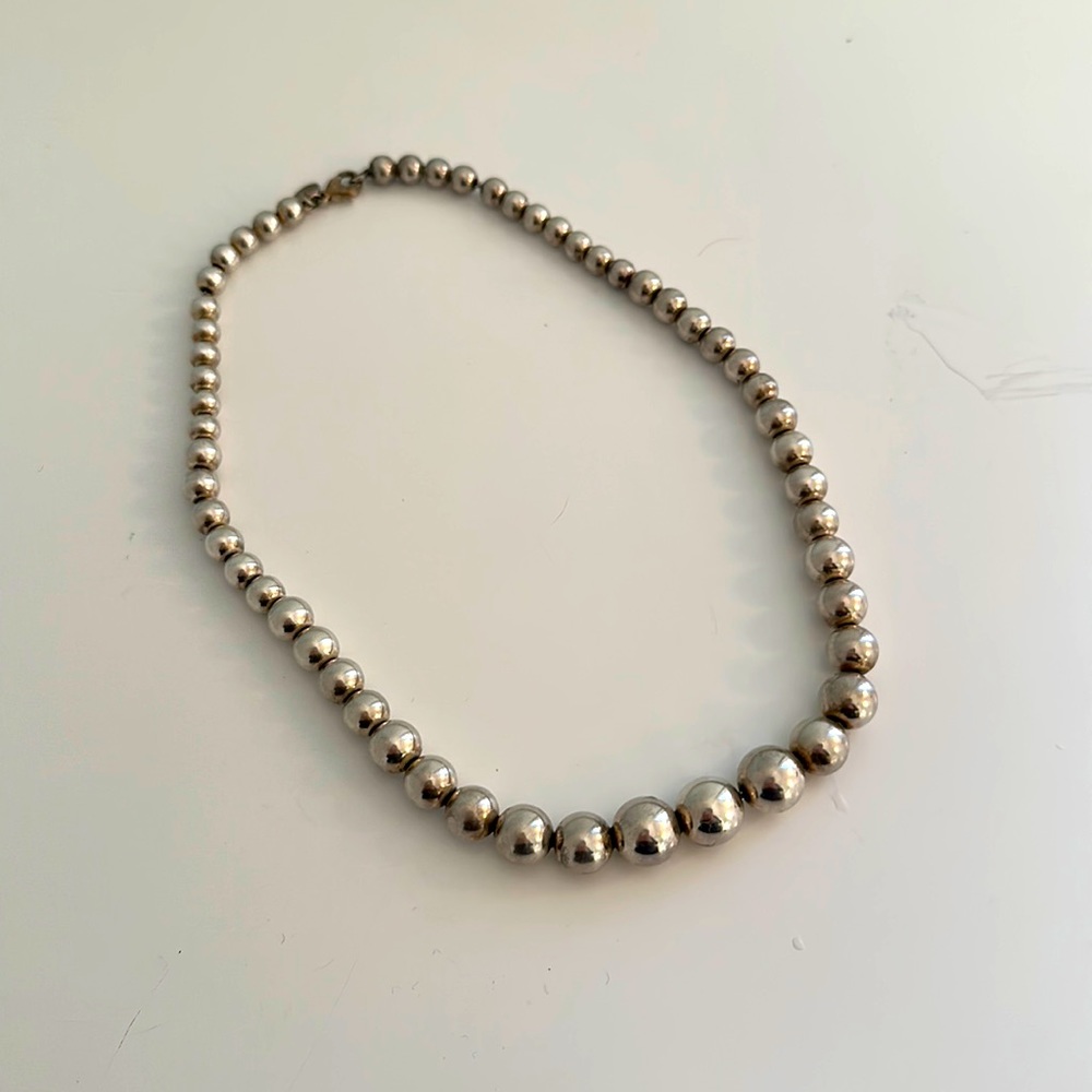 Authentic Tiffany & co graduated ball necklace. Worn less than 5 times.